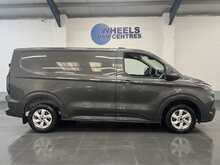 Ford Transit Custom 2.0 300 EcoBlue Limited Panel Van 5dr Diesel Manual L1 H1 Euro 6 (s/s) (136 ps) - U1730