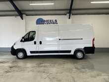 Citroen Relay 2.2 BlueHDi 35 Enterprise Edition Panel Van 5dr Diesel Manual L3 High Roof Euro 6 (s/s) (140 ps) 2.2 - U1743