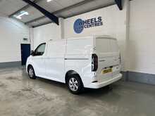 Ford Transit Custom 2.0 280 EcoBlue Limited Panel Van 5dr Diesel Manual L1 H1 Euro 6 (s/s) (136 ps) - U1744