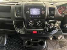Peugeot Boxer BlueHDi 335 Built for Business 2.2 4dr Luton Manual Diesel - U1759
