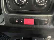 Peugeot Boxer BlueHDi 335 Built for Business 2.2 4dr Luton Manual Diesel - U1759