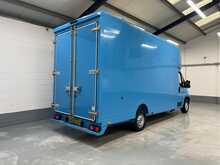 Peugeot Boxer BlueHDi 335 Built for Business 2.2 4dr Luton Manual Diesel - U1759