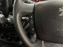 Peugeot Boxer BlueHDi 335 Built for Business 2.2 4dr Luton Manual Diesel - U1759