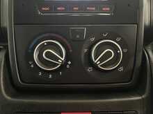 Peugeot Boxer BlueHDi 335 Built for Business 2.2 4dr Luton Manual Diesel - U1759