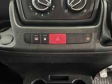 Peugeot Boxer BlueHDi 335 Built for Business 2.2 4dr Luton Manual Diesel - U1759