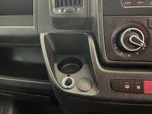 Peugeot Boxer BlueHDi 335 Built for Business 2.2 4dr Luton Manual Diesel - U1759