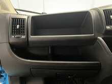 Peugeot Boxer BlueHDi 335 Built for Business 2.2 4dr Luton Manual Diesel - U1759