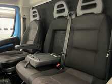 Peugeot Boxer BlueHDi 335 Built for Business 2.2 4dr Luton Manual Diesel - U1759