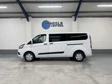 Ford Transit Custom 2.0 320 EcoBlue Trend Kombi Double Cab 5dr Diesel Manual L2 H1 Euro 6 (s/s) (130 ps) 2.0 5dr Minibus - U1764