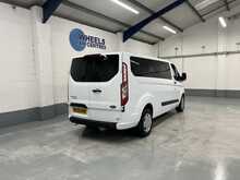 Ford Transit Custom 2.0 320 EcoBlue Trend Kombi Double Cab 5dr Diesel Manual L2 H1 Euro 6 (s/s) (130 ps) 2.0 5dr Minibus - U1764