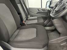 Volkswagen Crafter 2.0 TDI CR35 Commerce Panel Van 5dr Diesel Manual FWD MWB High Roof Euro 6 (s/s) (140 ps) - U1766