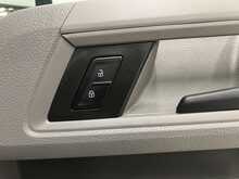 Volkswagen Crafter 2.0 TDI CR35 Commerce Panel Van 5dr Diesel Manual FWD MWB High Roof Euro 6 (s/s) (140 ps) - U1766