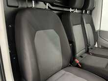 Volkswagen Crafter 2.0 TDI CR35 Commerce Panel Van 5dr Diesel Manual FWD MWB High Roof Euro 6 (s/s) (140 ps) - U1767
