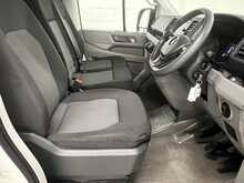 Volkswagen Crafter 2.0 TDI CR35 Commerce Panel Van 5dr Diesel Manual FWD MWB High Roof Euro 6 (s/s) (140 ps) - U1767
