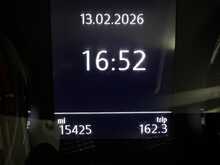 Volkswagen Crafter 2.0 TDI CR35 Commerce Panel Van 5dr Diesel Manual FWD MWB High Roof Euro 6 (s/s) (140 ps) - U1767