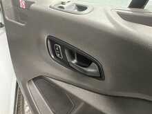 Ford Transit 2.0 350 EcoBlue Leader Panel Van 5dr Diesel Manual RWD L4 H3 Euro 6 (s/s) (130 ps) - U1769