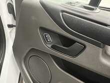 Ford Transit Custom 2.0 300 EcoBlue Leader Panel Van 5dr Diesel Manual L2 H2 Euro 6 (s/s) (130 ps) - U1772