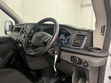 Ford Transit 2.0 350 EcoBlue Leader Luton van 2dr Diesel Manual FWD L4 Euro 6 (s/s) (130 ps) 2.0 2dr Luton - U1789