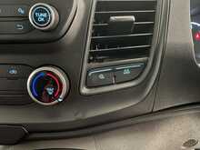 Ford Transit 2.0 350 EcoBlue Leader Luton van 2dr Diesel Manual FWD L4 Euro 6 (s/s) (130 ps) 2.0 2dr Luton - U1789