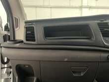 Ford Transit 2.0 350 EcoBlue Leader Luton van 2dr Diesel Manual FWD L4 Euro 6 (s/s) (130 ps) 2.0 2dr Luton - U1789