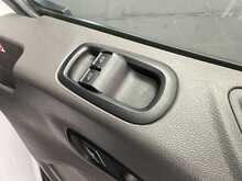 Ford Transit 2.0 350 EcoBlue Leader Luton van 2dr Diesel Manual FWD L4 Euro 6 (s/s) (130 ps) 2.0 2dr Luton 2.0 - U1789