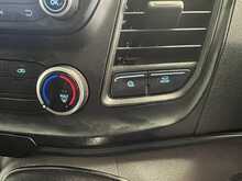 Ford Transit 2.0 350 EcoBlue Leader Luton van 2dr Diesel Manual FWD L4 Euro 6 (s/s) (130 ps) 2.0 2dr Luton 2.0 - U1789