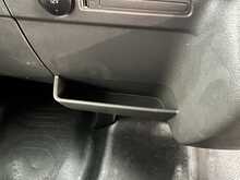 Ford Transit 2.0 350 EcoBlue Leader Luton van 2dr Diesel Manual FWD L4 Euro 6 (s/s) (130 ps) 2.0 2dr Luton 2.0 - U1789