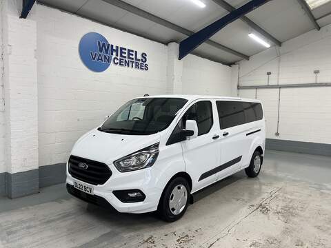 Ford Transit Custom 2.0 350 EcoBlue Trend Minibus Double Cab 5dr Diesel Manual RWD L2 H2 Euro 6 (s/s) (12 Seat) (130 ps)