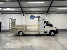 Peugeot Boxer 3.5 TM DS Low Floor 335 L3 LOW-FLR LUN 2.2 BLHDI S/S Manual Diesel Dropside Lorry 2022 2.2 Dropside - U1810