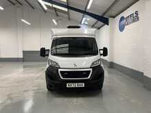 Peugeot Boxer 3.5 TM DS Low Floor 335 L3 LOW-FLR LUN 2.2 BLHDI S/S Manual Diesel Dropside Lorry 2022 2.2 Dropside - U1810