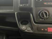 Peugeot Boxer 3.5 TM DS Low Floor 335 L3 LOW-FLR LUN 2.2 BLHDI S/S Manual Diesel Dropside Lorry 2022 2.2 Dropside - U1810