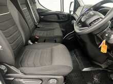 Iveco Daily D HPI 14V 35S 3000 2.3 2dr Luton Manual Diesel - U1812