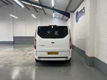 Ford Tourneo Custom 2.0 320 EcoBlue Zetec Minibus Double Cab 5dr Diesel Auto L1 Euro 6 (s/s) (130 ps) - U1815