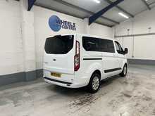 Ford Tourneo Custom 2.0 320 EcoBlue Zetec Minibus Double Cab 5dr Diesel Auto L1 Euro 6 (s/s) (130 ps) - U1815