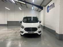 Ford Tourneo Custom 2.0 320 EcoBlue Zetec Minibus Double Cab 5dr Diesel Auto L1 Euro 6 (s/s) (130 ps) - U1815