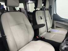 Ford Tourneo Custom 2.0 320 EcoBlue Zetec Minibus Double Cab 5dr Diesel Auto L1 Euro 6 (s/s) (130 ps) - U1815