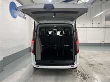 Ford Tourneo Custom 2.0 320 EcoBlue Zetec Minibus Double Cab 5dr Diesel Auto L1 Euro 6 (s/s) (130 ps) - U1815