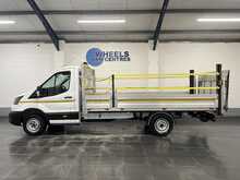 Ford Transit 2.0 350 EcoBlue HD Leader Chassis Cab 2dr Diesel Manual RWD L4 Euro 6 (s/s) (130 ps) - U1822