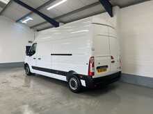 Renault Master 2.3 dCi 35 Start Panel Van 4dr Diesel Manual FWD LWB High Roof Euro 6 (135 ps) - U1830