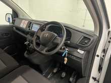 Toyota ProAce 2.0D Active Long Panel Van 6dr Diesel Manual LWB Euro 6 (140 ps) - U1832