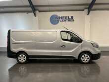 Renault Trafic 2.0 dCi Blue LL30 Business Panel Van 5dr Diesel Manual L2 H1 Euro 6 (s/s) (150 ps) - U1833