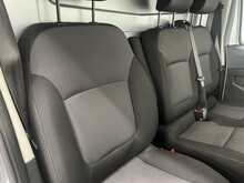 Renault Trafic 2.0 dCi Blue LL30 Business Panel Van 5dr Diesel Manual L2 H1 Euro 6 (s/s) (150 ps) - U1833