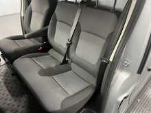 Renault Trafic 2.0 dCi Blue LL30 Business Panel Van 5dr Diesel Manual L2 H1 Euro 6 (s/s) (150 ps) - U1833