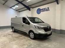 Renault Trafic 2.0 dCi Blue LL30 Business Panel Van 5dr Diesel Manual L2 H1 Euro 6 (s/s) (150 ps) - U1833