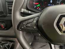 Renault Trafic 2.0 dCi Blue LL30 Business Panel Van 5dr Diesel Manual L2 H1 Euro 6 (s/s) (150 ps) - U1833