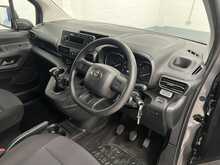 Toyota PROACE CITY 1.5 BlueHDi Active Short Panel Van 5dr Diesel Manual SWB Euro 6 (s/s) (100 bhp) - U1844