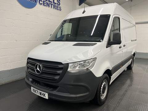 Mercedes-Benz Sprinter 2.1 314 CDI Premium Panel Van 5dr Diesel Manual FWD L2 H2 Euro 6 (s/s) (143 ps)