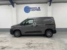 Peugeot Partner 1.5 BlueHDi 1000 Professional Premium Standard Panel Van 5dr Diesel Manual SWB Euro 6 (100 bhp) - U1847
