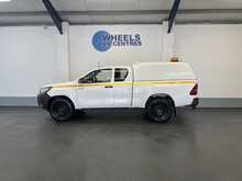 Toyota Hilux 2.4 D-4D Active Extra Pickup Extended Cab 4dr Diesel Manual 4WD Euro 6 (s/s) (150 ps) - U1856