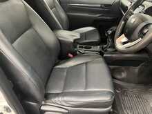 Toyota Hilux 2.4 D-4D Active Extra Pickup Extended Cab 4dr Diesel Manual 4WD Euro 6 (s/s) (150 ps) - U1856